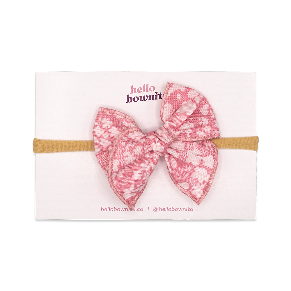 Pink Field Bow | April Collection